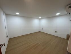 Invest Ho Building (D13), Factory #455235131